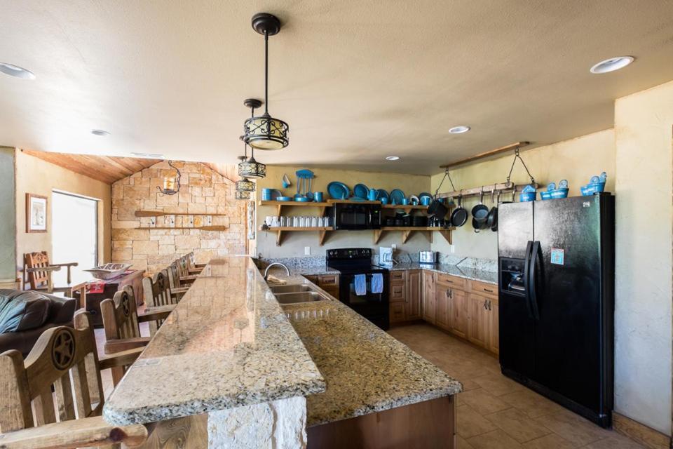 River Bluff Cabins Rio Frio Rom bilde