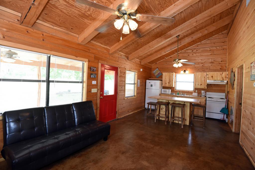 River Bluff Cabins Rio Frio Eksteriør bilde