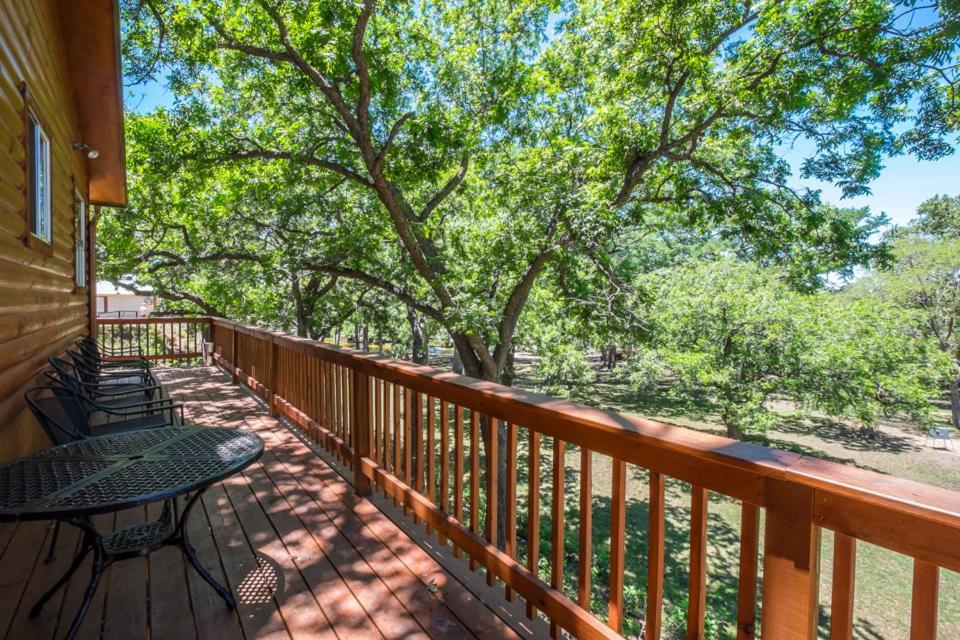River Bluff Cabins Rio Frio Eksteriør bilde